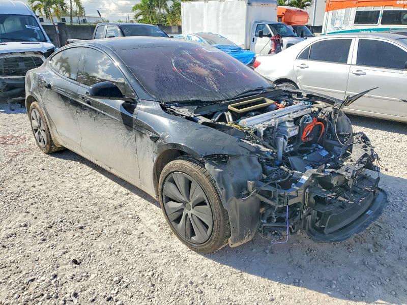 Photo 4 from auction – 2022 TESLA MODEL S with VIN 5YJSA1E59NF473100