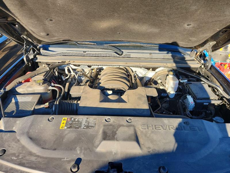 Photo 12 from auction – 2018 CHEVROLET SUBURBAN K with VIN 1GNSKJKC2JR161972