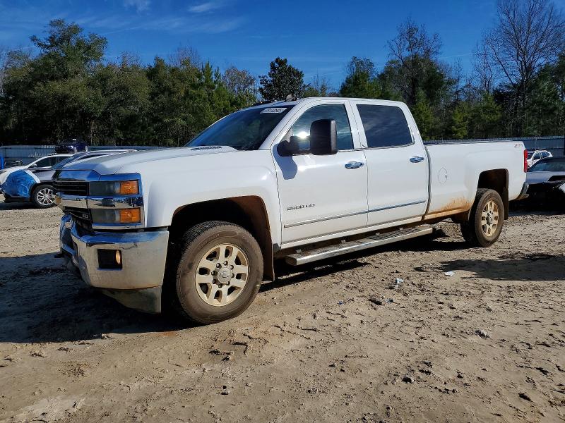 CHEVROLET SILVERADO 2015 with VIN 1GC4K0E81FF164048 - Photo from auction