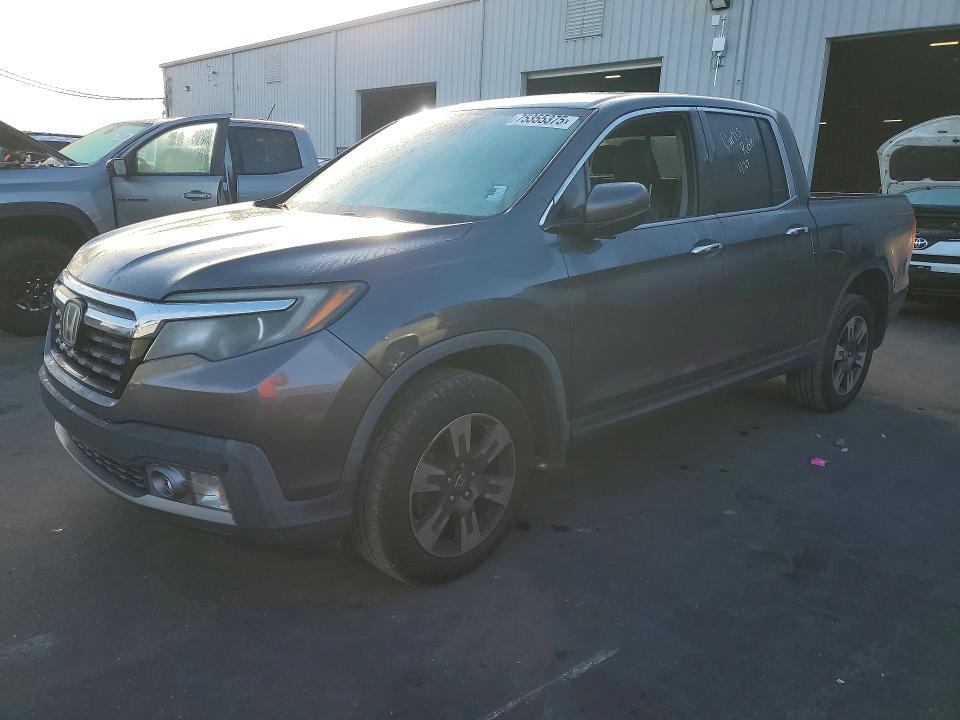 HONDA RIDGELINE 2019 with VIN 5FPYK3F79KB002344 - Photo from auction
