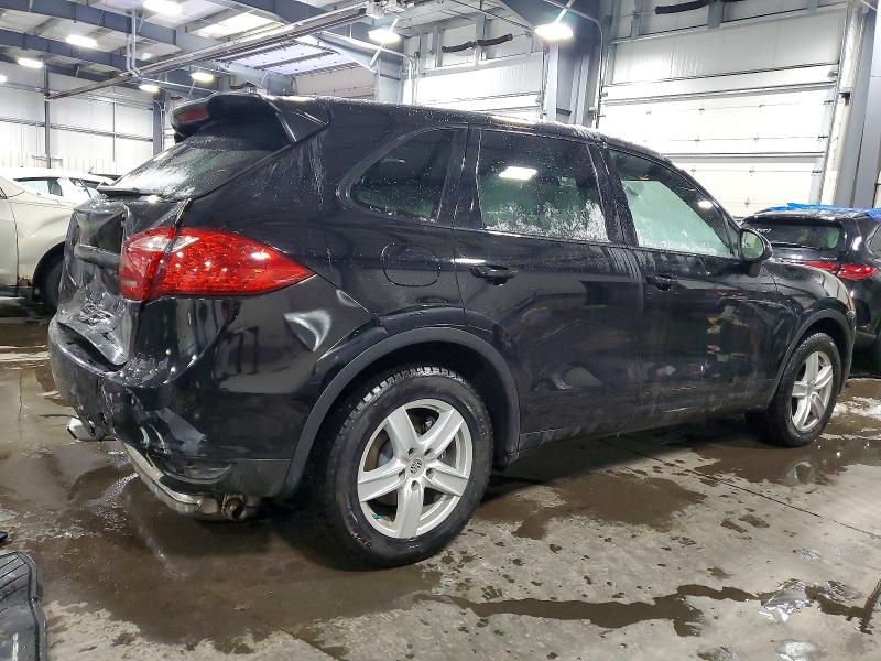 Photo 3 from auction – 2014 PORSCHE CAYENNE with VIN WP1AF2A24ELA37345
