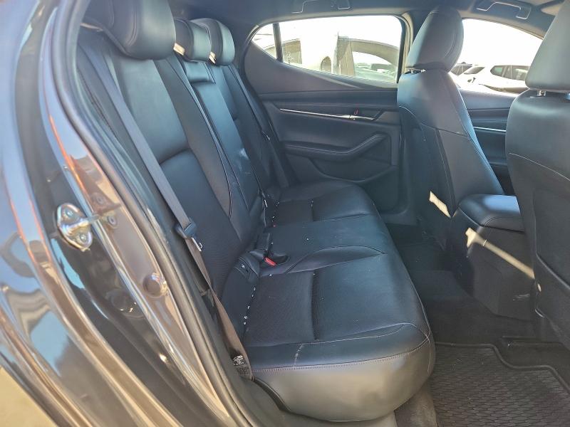 Photo 10 from auction – 2019 MAZDA 3 PREMIUM with VIN JM1BPANM3K1140482