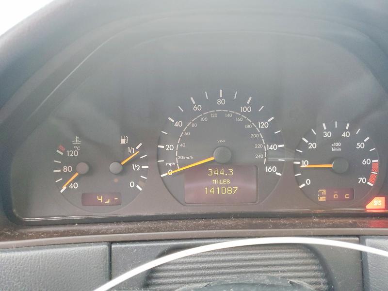 Photo 9 from auction – 2002 MERCEDES-BENZ E 320 with VIN WDBJF65JX2B490279