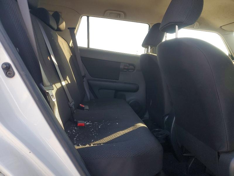 Photo 10 from auction – 2010 TOYOTA SCION XB with VIN JTLZE4FE0A1106533