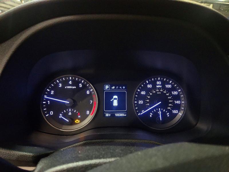 Photo 9 from auction – 2017 HYUNDAI TUCSON with VIN KM8J3CA42HU303344