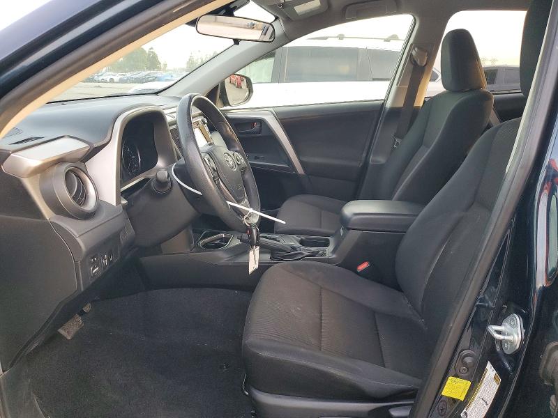 Photo 7 from auction – 2018 TOYOTA RAV4 with VIN JTMZFREV9JJ724697