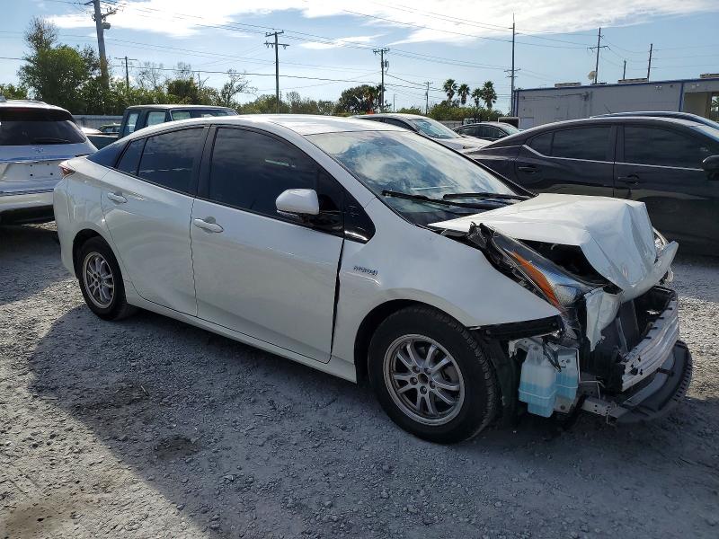 Photo 4 from auction – 2016 TOYOTA PRIUS with VIN JTDKARFU3G3027383