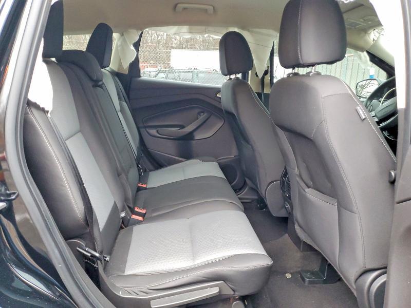 Photo 11 from auction – 2017 FORD ESCAPE SE with VIN 1FMCU0GD2HUE12043