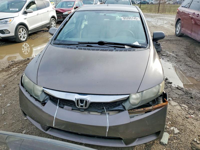 Photo 5 from auction – 2011 HONDA CIVIC LX with VIN 19XFA1F50BE019867