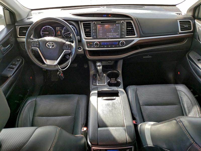 Фото 8 с аукциона – 2015 TOYOTA HIGHLANDER с VIN 5TDYKRFH5FS085583