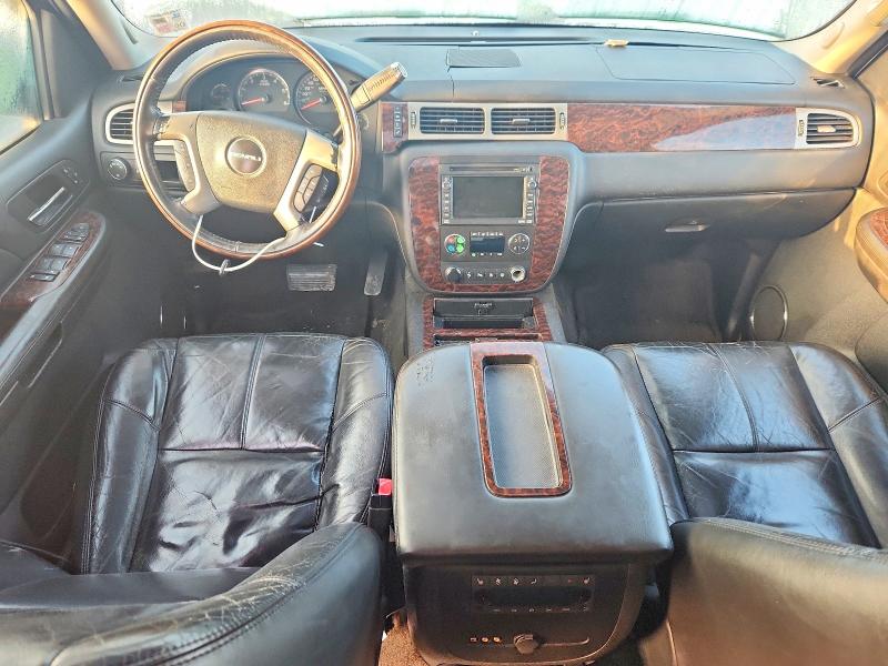 Photo 8 from auction – 2008 GMC YUKON DENA with VIN 1GKFK63888J158220