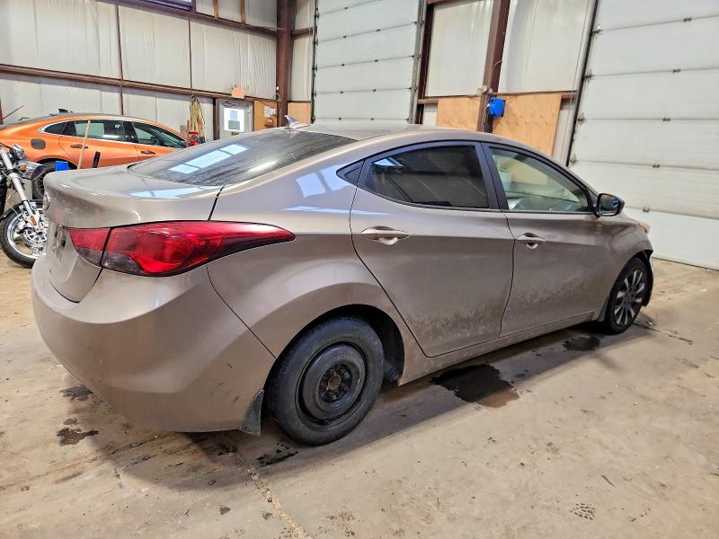 Photo 3 from auction – 2012 HYUNDAI ELANTRA GL with VIN 5NPDH4AE0CH074540