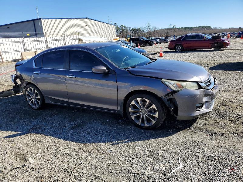 Photo 4 from auction – 2015 HONDA ACCORD SPO with VIN 1HGCR2F59FA267966