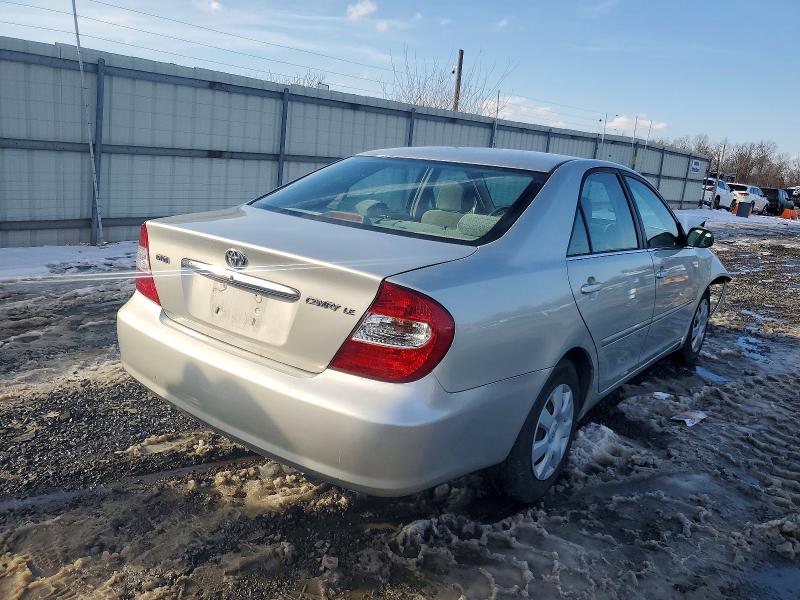 Photo 3 from auction – 2002 TOYOTA CAMRY LE with VIN JTDBE32K920047265