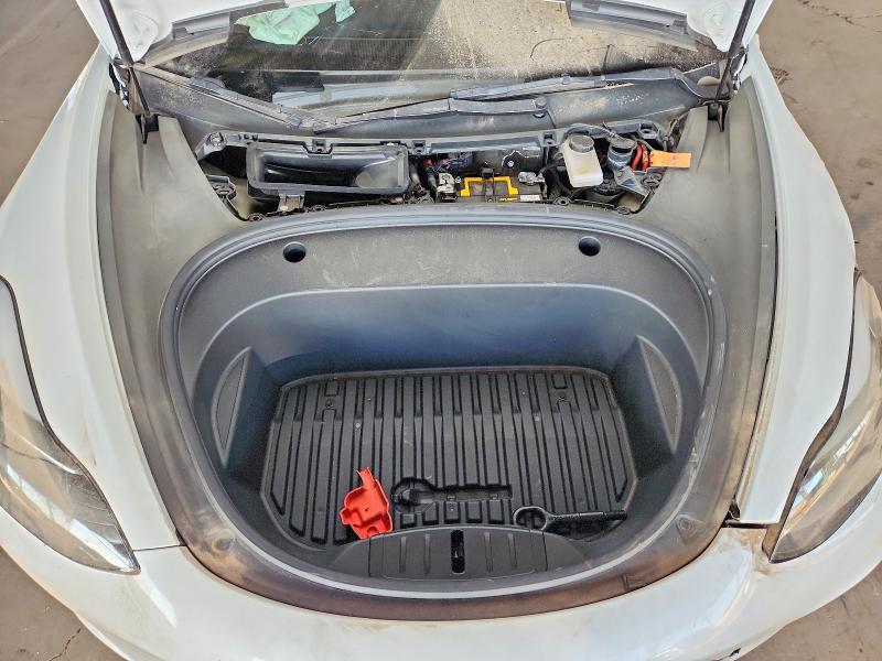 Photo 11 from auction – 2022 TESLA MODEL 3 with VIN 5YJ3E1EB1NF135107