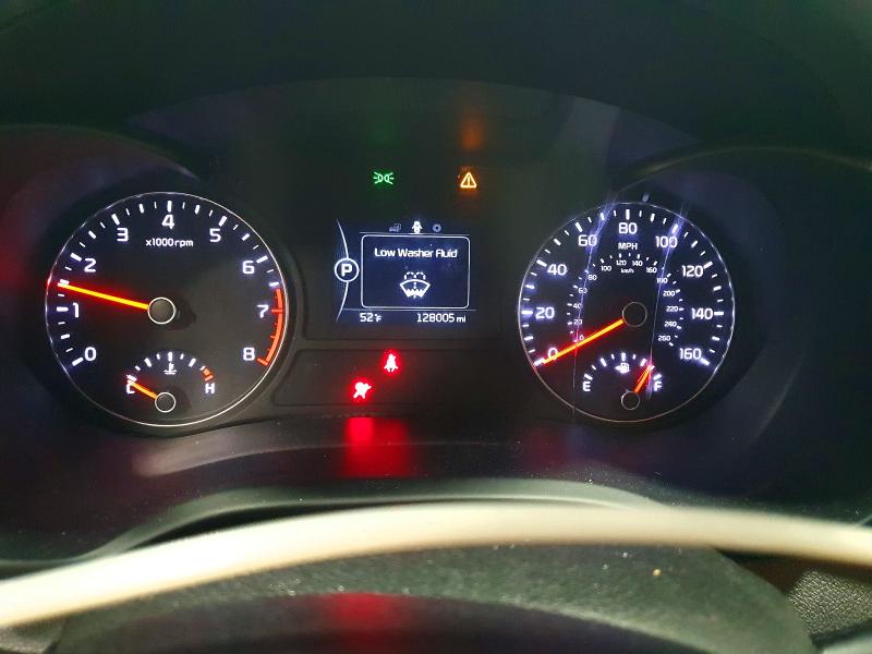 Фото 9 с аукциона – 2016 KIA OPTIMA с VIN KNAGT4L38G5088177