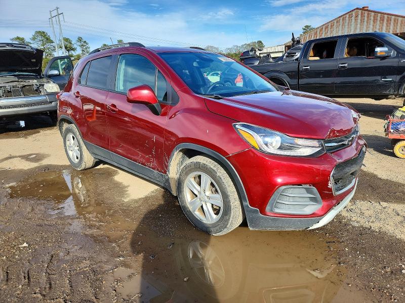 Photo 4 from auction – 2021 CHEVROLET TRAX with VIN KL7CJLSB4MB316244