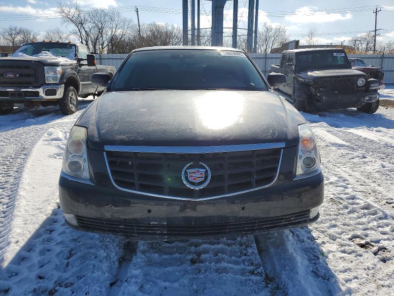 Photo 5 from auction – 2011 CADILLAC DTS with VIN 1G6KH5E67BU141268