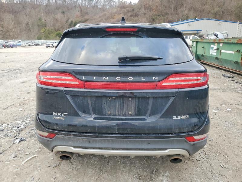 Photo 6 from auction – 2016 LINCOLN MKC RESERV with VIN 5LMTJ3DH8GUJ20068