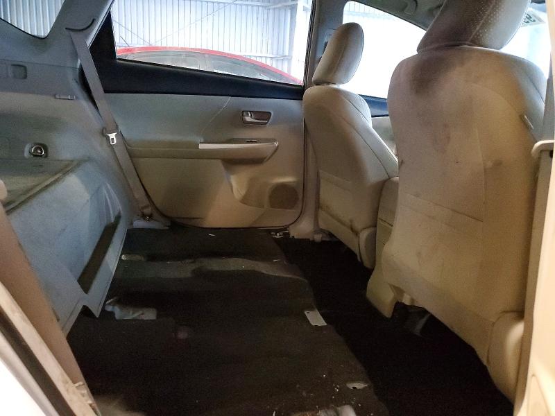 Photo 10 from auction – 2014 TOYOTA PRIUS V with VIN JTDZN3EU8E3310294