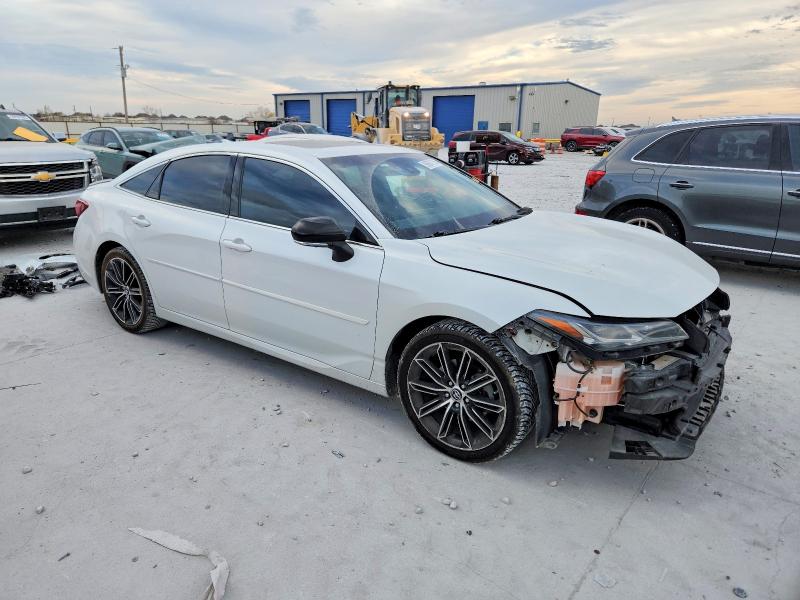 Photo 4 from auction – 2019 TOYOTA AVALON with VIN 4T1BZ1FB2KU030041