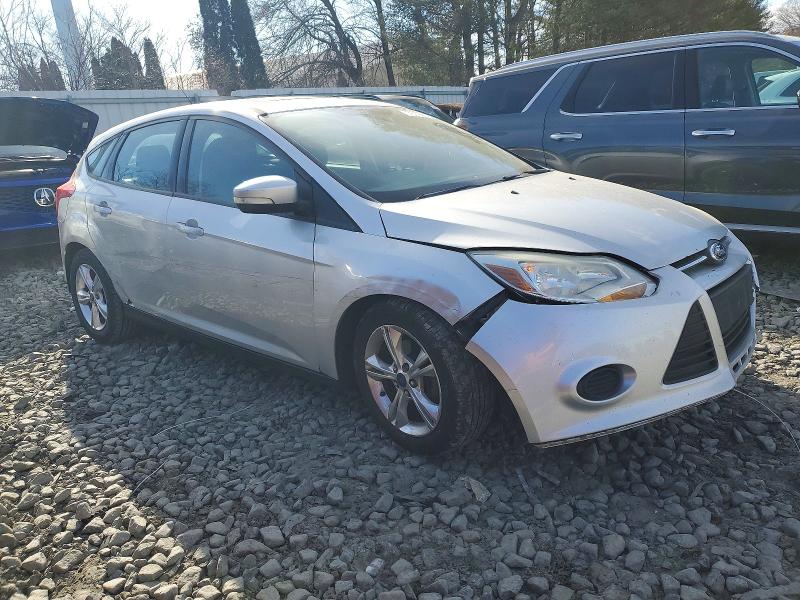 Photo 4 from auction – 2014 FORD FOCUS with VIN 1FADP3K2XEL277540