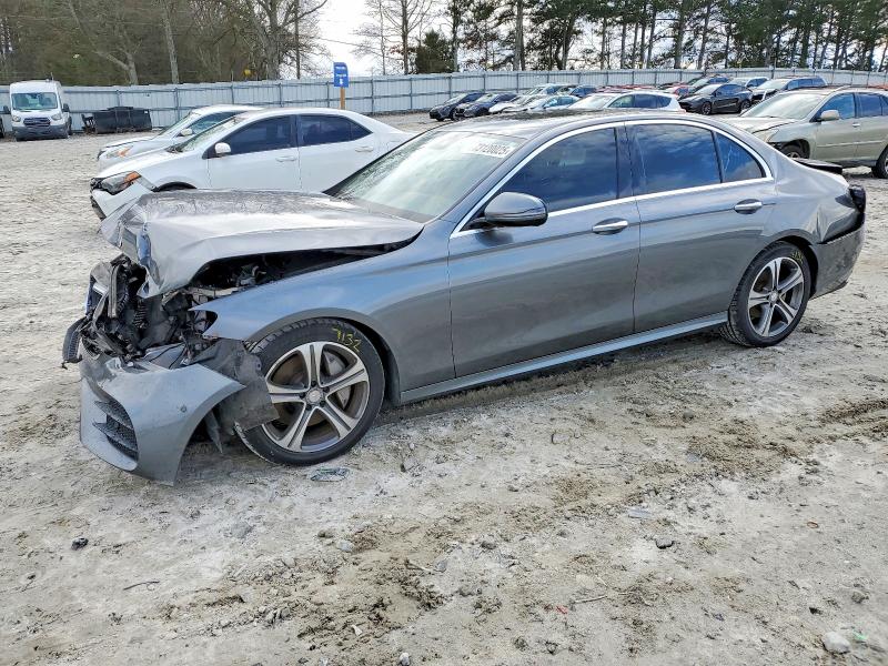 MERCEDES-BENZ E 2017 with VIN WDDZF4JB1HA172966 - Photo from auction