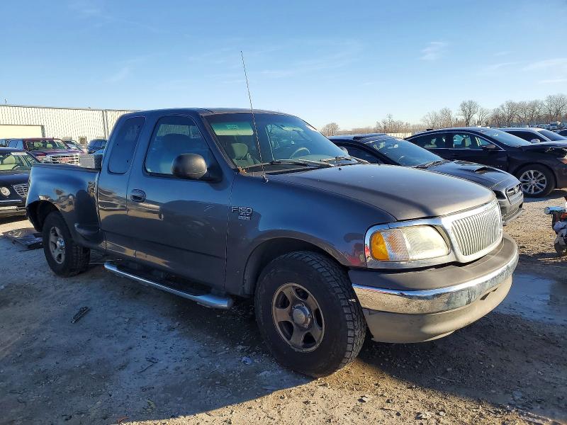 صورة رقم 4 من المزاد - 2003 FORD F150 مع VIN 1FTRX07W63KB71731