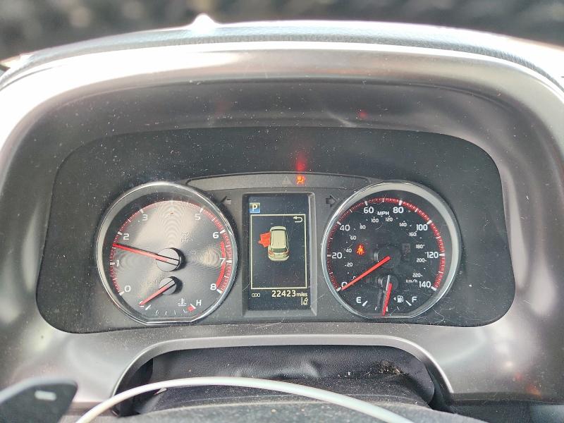 Photo 9 from auction – 2018 TOYOTA RAV4 SE with VIN JTMJFREV2JJ223843