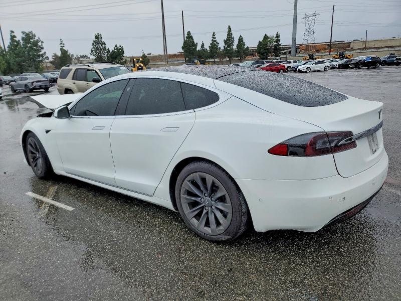 Photo 2 from auction – 2020 TESLA MODEL S with VIN 5YJSA1E28LF400576