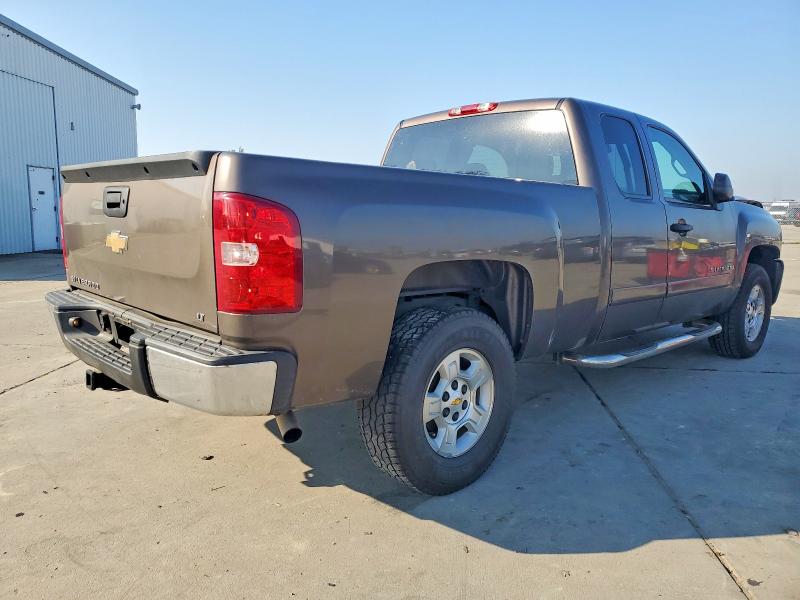 Photo 3 from auction – 2008 CHEVROLET SILVERADO with VIN 1GCEC19C58Z230513