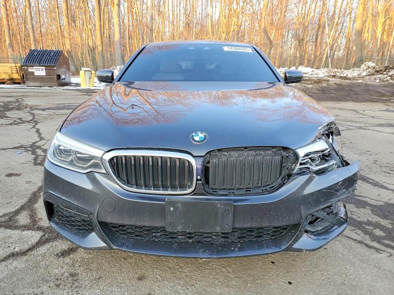 Foto 5 de la subasta – 2017 BMW 540 XI con VIN WBAJE7C39HG888980