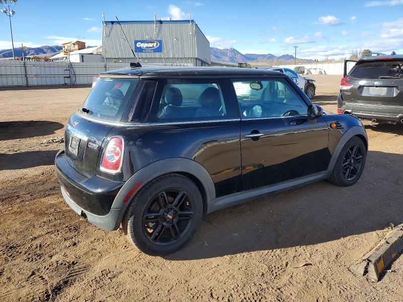 Photo 3 from auction – 2013 MINI COOPER with VIN WMWSU3C54DT685840