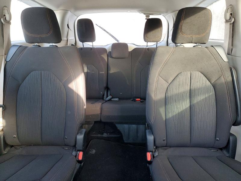 Photo 10 from auction – 2017 CHRYSLER PACIFICA with VIN 2C4RC1CG6HR659506