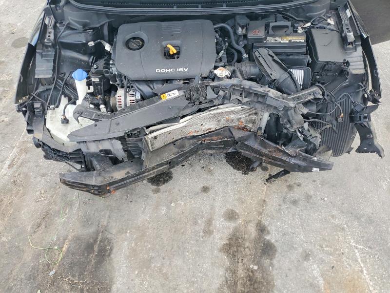 Photo 11 from auction – 2018 KIA FORTE LX with VIN 3KPFK4A73JE284854