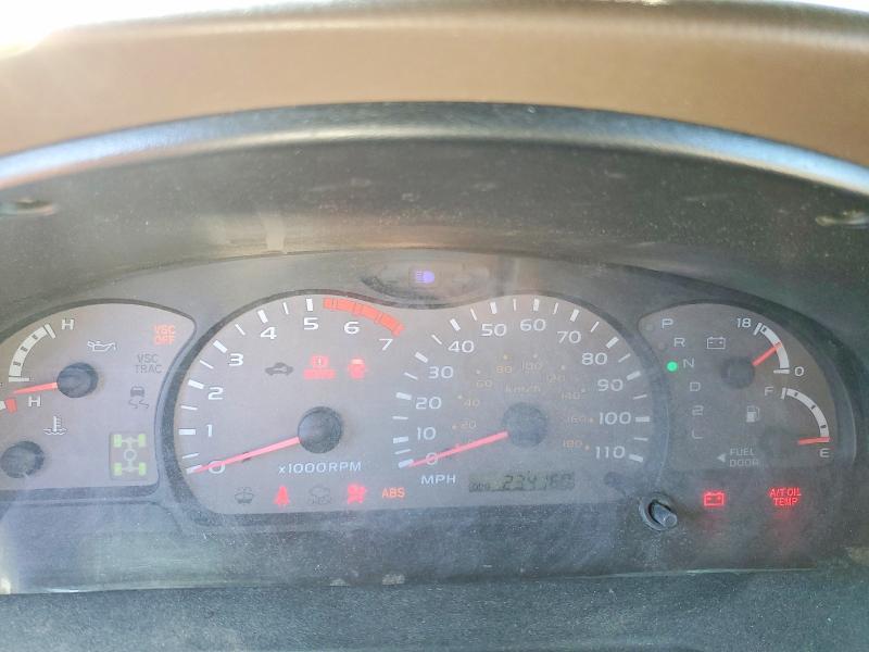 Photo 9 from auction – 2002 TOYOTA SEQUOIA SR with VIN 5TDBT44A32S061112