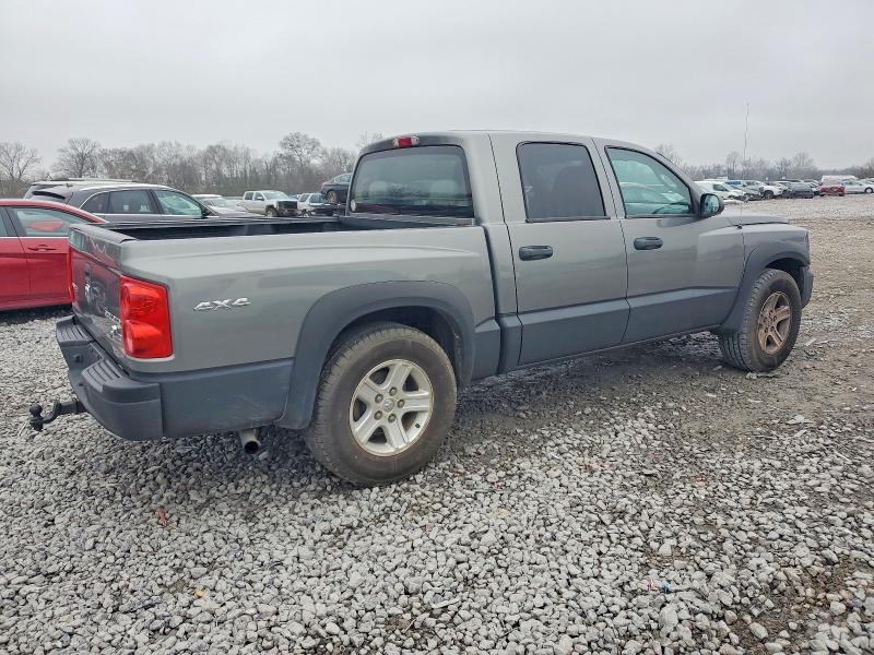 Photo 3 from auction – 2011 DODGE DAKOTA SLT with VIN 1D7RW3GK1BS662925