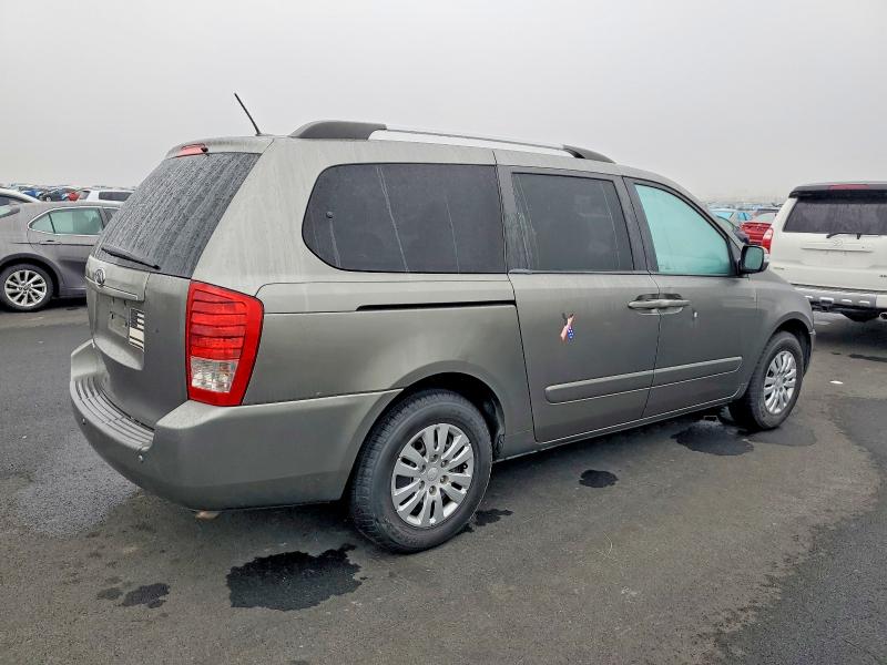 Photo 3 from auction – 2011 KIA SEDONA LX with VIN KNDMG4C74B6368825