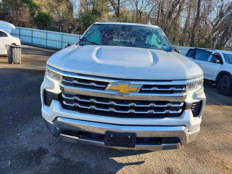 Photo 5 from auction – 2024 CHEVROLET SILVERADO with VIN 1GCUDGE80RZ301261