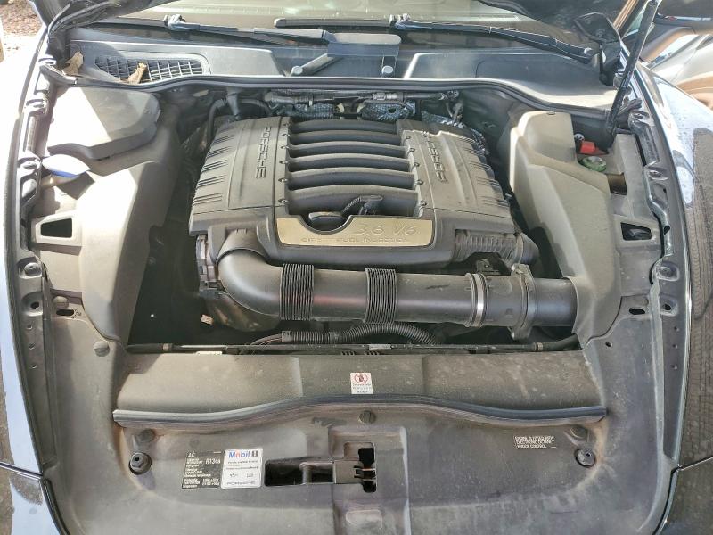 Photo 11 from auction – 2014 PORSCHE CAYENNE with VIN WP1AA2A29ELA94879