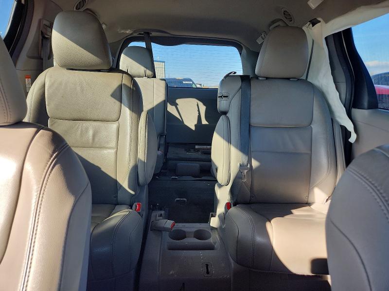 Photo 10 from auction – 2015 TOYOTA SIENNA XLE with VIN 5TDYK3DC2FS651560