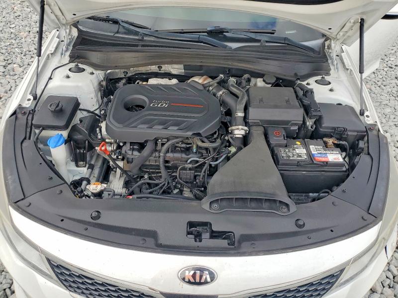 Photo 11 from auction – 2017 KIA OPTIMA with VIN 5XXGW4L25HG125877