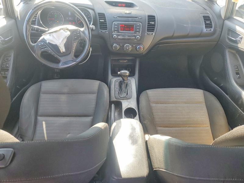 Photo 8 from auction – 2015 KIA FORTE with VIN KNAFX5A89F5399071