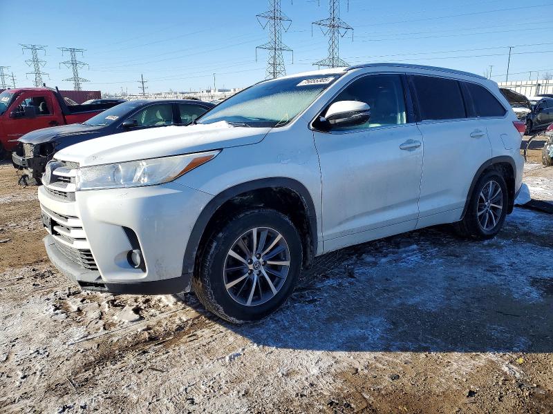 TOYOTA HIGHLANDER 2018 with VIN 5TDJZRFH3JS814315 - Photo from auction