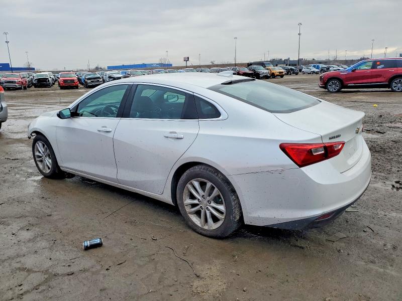 Photo 2 from auction – 2017 CHEVROLET MALIBU LT with VIN 1G1ZE5ST4HF204699