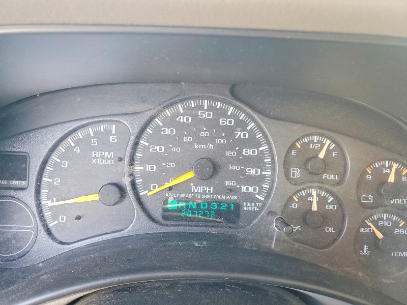 Photo 9 from auction – 2000 CHEVROLET SILVERADO with VIN 1GCEK19T4YZ160182