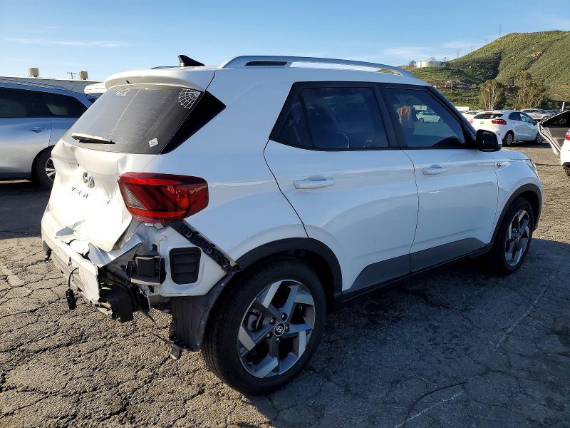 Photo 3 from auction – 2022 HYUNDAI VENUE with VIN KMHRC8A3XNU208940