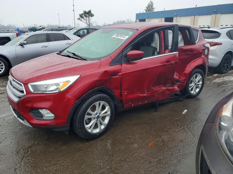 FORD ESCAPE SE 2017 with VIN 1FMCU0GD4HUD75612 - Photo from auction