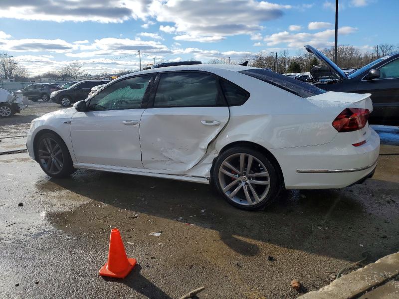 Photo 2 from auction – 2018 VOLKSWAGEN PASSAT S with VIN 1VWAA7A33JC013597