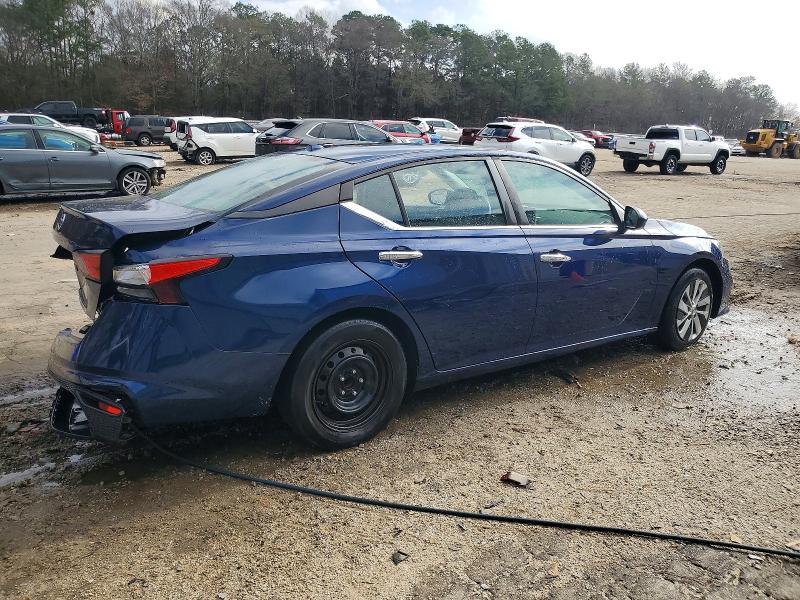 Photo 3 from auction – 2019 NISSAN ALTIMA S with VIN 1N4BL4BV6KC153490